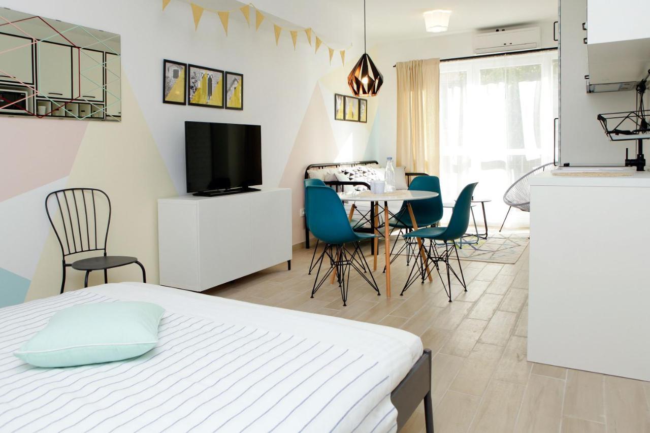 Zorica Apartments Бол Екстер'єр фото