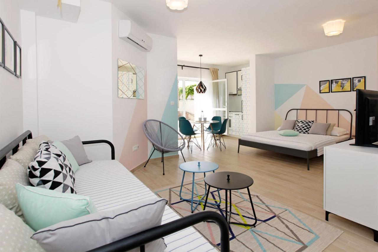 Zorica Apartments Бол Екстер'єр фото