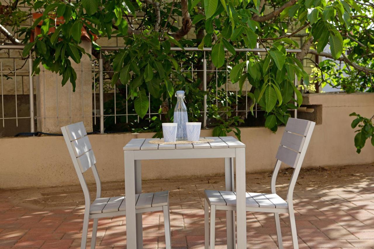 Zorica Apartments Бол Екстер'єр фото